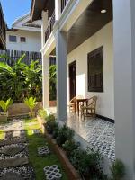 Standard Twin Room with Garden View