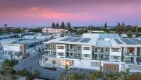 Essence Peregian Beach Resort - Saltbush 5 Bedroom Luxury Home - B&B