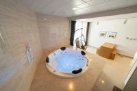 Hotel 201