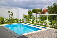 B&B Canggu - White Villa 212 - Bed and Breakfast Canggu