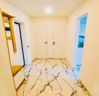 Панорамні апартаменти в новобудові поручь з центром - B&B Kyiv