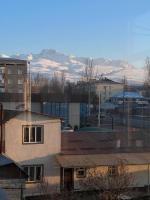 Emir Guest House in Karakol - B&B