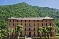 "Le Desman" Confortable T2 à la montagne face aux thermes RANDO, CURE - B&B Aulus-les-Bains