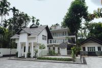 Villa with Garden View