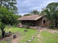 Chalés Pocoó com rio exclusivo - B&B
