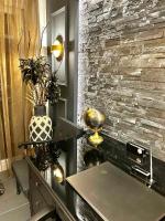 FIFTY SHADES OF BLACK - Chambres d’hôtes Volos