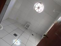 Chambre Familiale avec Salle de Bains