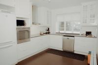 Appartamento con 3 Camere da Letto - Pianterreno 