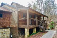 B&B Lake Lure - Entire 3 Bedroom Home in Rumbling Bald Resort - Bed and Breakfast Lake Lure