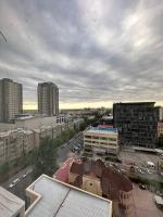 2-bedroom apartment on city center near Sheraton Hotel - Chambres d'hôtes Bichkek