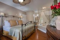 King Room with Spa Bath