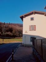 Casa Sveva - Appartamento vista castello - B&B Costa di Mezzate