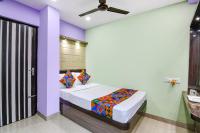 B&B Kolkata - FabExpress Laxmi Inn - Bed and Breakfast Kolkata