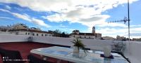 Big and cozy apartment with a big terrace in the center of the old town Marbella - B&B Marbella