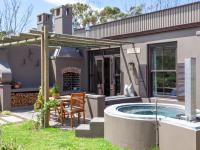 Zimmer mit Kingsize-Bett