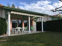 Biscarrosse Lac Villa 2 chambres et jardin à Navarrosse - B&B