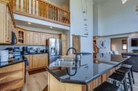 Spacious Flagstaff Home with Private Hot Tub and Deck!