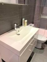 Mytripinparis - Large and Sunbathed 1Br - close to the Eiffel Tower - B&B Paris