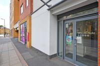 Deluxe City Centre Studio Apartment with Balcony & City Views - FREE WIFI NETFLIX, GYM ACCESS - WESTONE - Chambres d'hôtes Sheffield