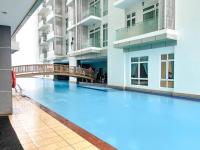 KSL Mall 8-12 pax, 65 inc TV Nflix ,HBO , Bathtub High floor - B&B