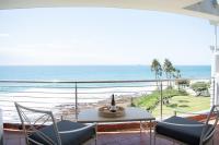 B&B Ballito - Palm Cove - 52 Chakas Cove, Penthouse-Literally on the Beach - Bed and Breakfast Ballito