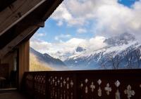 Les Ecureuils -Rénové 100m2 - 8per - Skis aux Pieds - Vue sur la Montagne - Chambres d'hôtes Les Houches