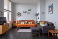 B&B Margate - Waves@Walpole - 2 Bed Flat with Amazing Sea Views - Bed and Breakfast Margate