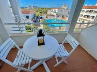Turqueta - Apartamento con piscina junto la playa - Chambres d’hôtes Cala'N Blanes