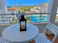 Turqueta - Apartamento con piscina junto la playa - Chambres d’hôtes Cala'N Blanes