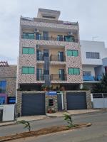 SUITES-HOME, CIDADELA - B&B