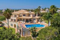 B&B Albufeira - Villa Nenufa by Villa Plus - Bed and Breakfast Albufeira