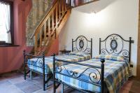 Two-Bedroom Apartment - Split Level
