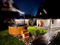 Domki U MAJERCZYKA - B&B
