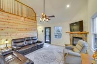 B&B Terra Alta - The Eagles Nest at Alpine Cabin with Fireplace! - Bed and Breakfast Terra Alta