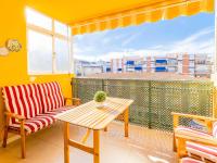 Céntrico apartamento con terraza en la playa - Bed and Breakfast