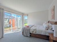 Beautiful Brand New Four-Bed Home near Redwood - B&B Distretto di Rotorua