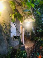 Linu Homestay - B&B