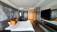 Deluxe Double Room (2 Adults + 1 Child)