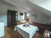 Chambre Triple avec Salle de Bains Privative