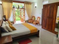 B&B Maharagama - "GreenHeart" Eco - Family only Room ' Groundfloor- outdoor Veranda, Dining area ' Find Peace and Tranquility of Nature - Bed and Breakfast Maharagama