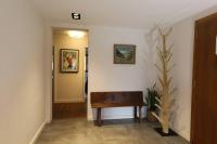 Modern and stylish 3-bedroom apartment with views - centre of St Gervais - B&B