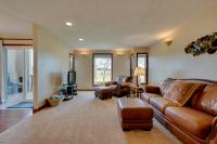 B&B Loveland - Loveland Townhome Walkable to Lake and Park! - Bed and Breakfast Loveland