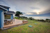 The Lighthouse 3 Acre Port Orford Oceanfront Home - B&B