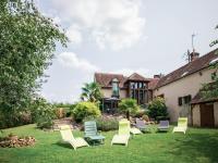 Gîte de charme avec SPA et cheminée, près du Mans, 7 chambres, WIFI, en bord de forêt de Vibraye - FR-1-410-308 - B&B