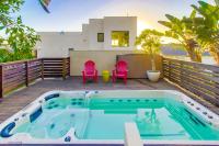 Sunset Cliffs Modern Luxury Estate w Ocean Views, Oversized Spa, AC, Yard! - Chambres d’hôtes San Diego