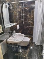 Deluxe Doppelzimmer (2 Erwachsene & 1 Kind)