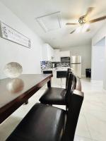 Grey Novo Studio + free-parking&wifi - B&B
