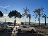 Nice Appartement en Bord de Mer avec Piscine - Jusqu'à 6 Personnes - B&B