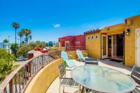 B&B San Diego - Rooftop Paradise w Private Patio, Garage & AC - Bed and Breakfast San Diego