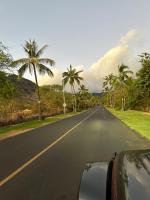 B&B Waianae - NEW HOME in Private Community with Ocean/Mountain Views. 5 Min. Drive to Beach - Bed and Breakfast Waianae